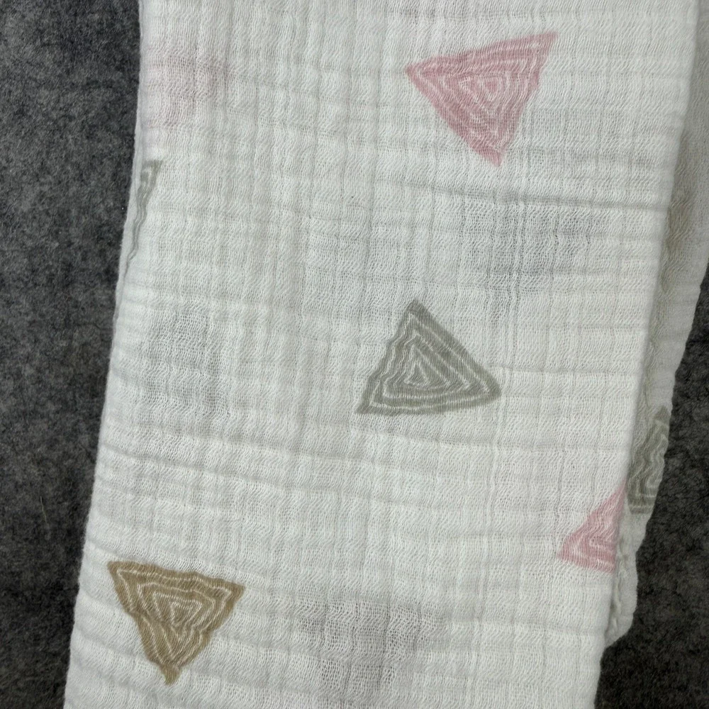 Aden + Anais Triangle Print Baby‎ Swaddle Blanket Pink White Tan Gray Muslin